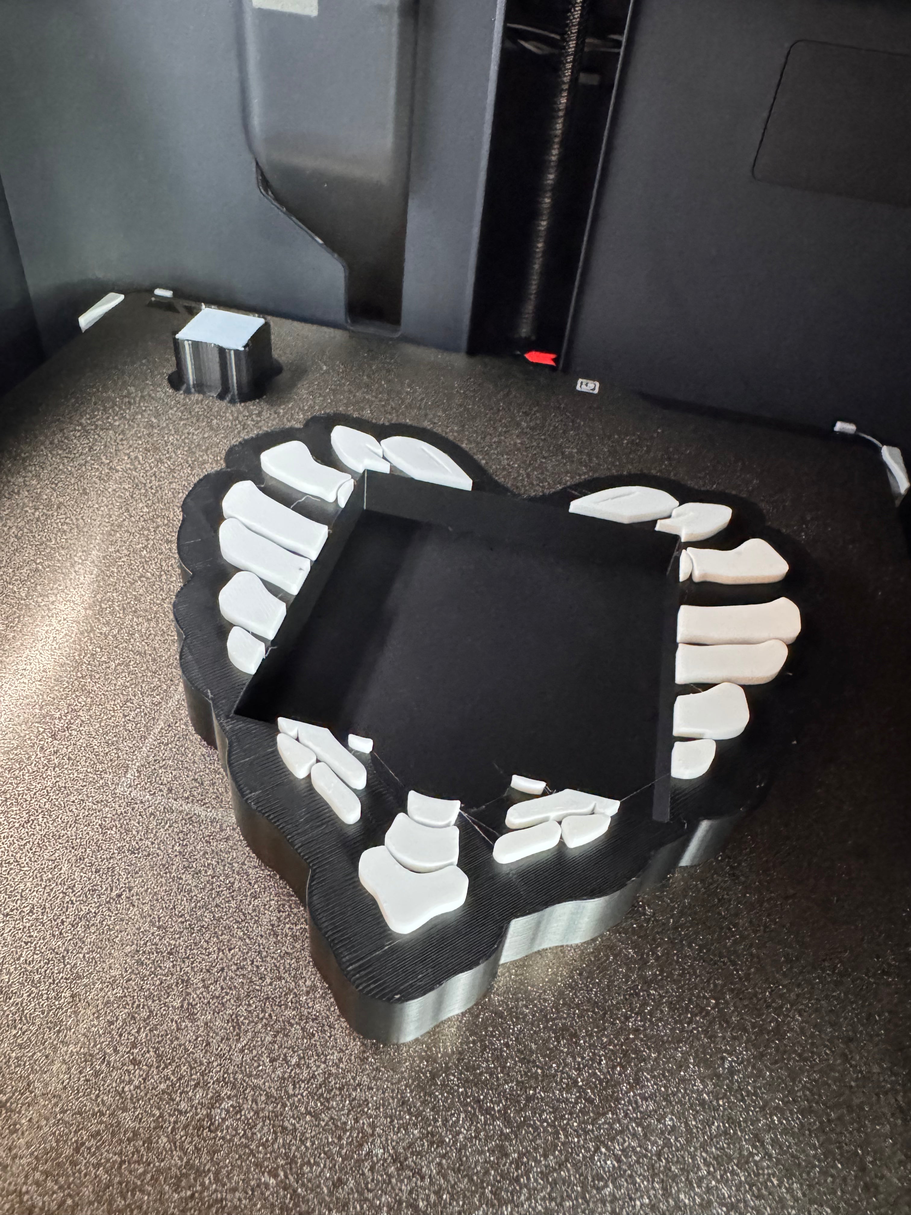 X-ray Heart Post-it holder